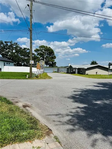 803 Lake Jessie Dr Drive Winter Haven FL 33881