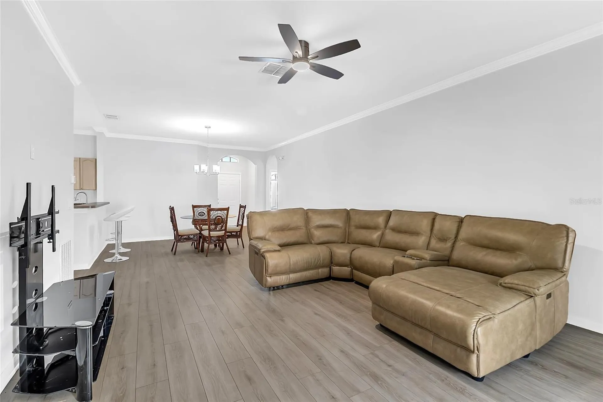 1905 Magical Lane Kissimmee FL 34744
