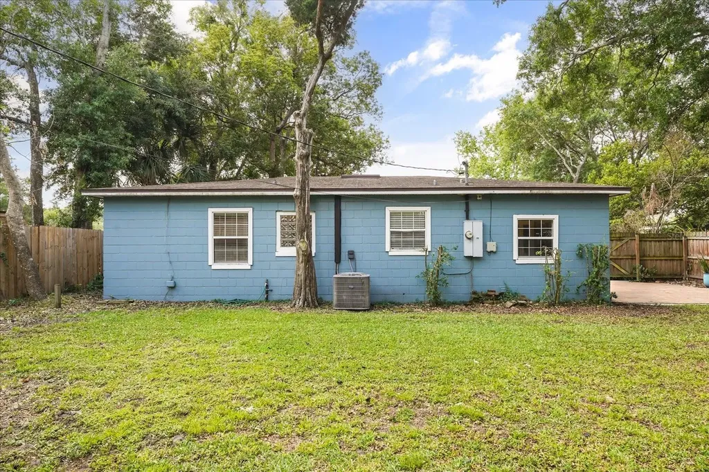 2515 Laura Place Orlando FL 32803