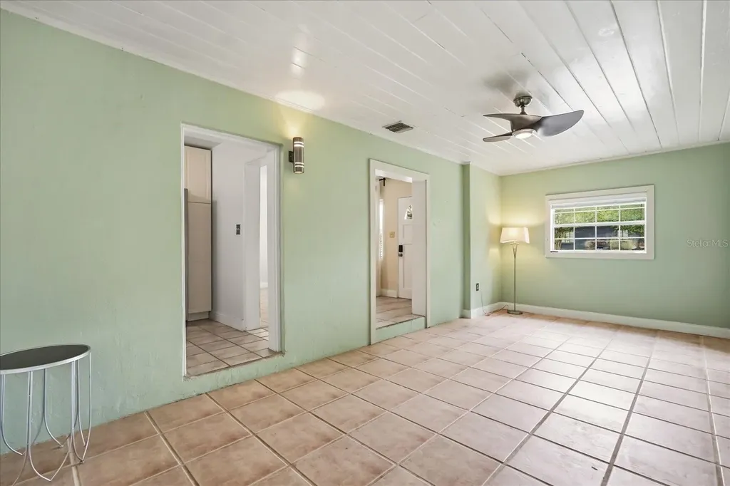 2515 Laura Place Orlando FL 32803
