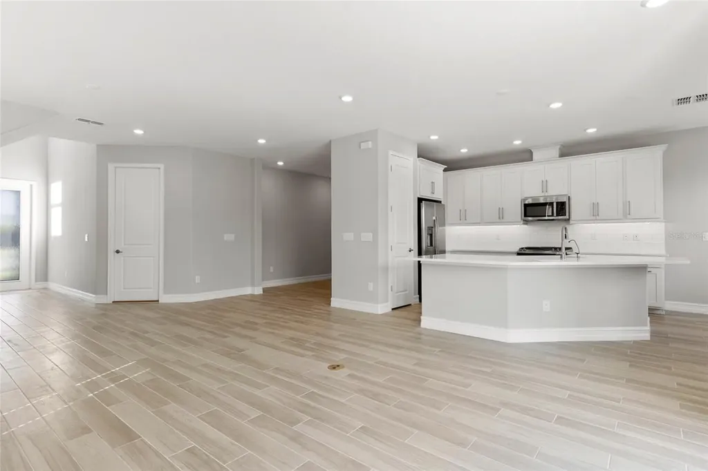 4989 San Martino Drive Wesley Chapel FL 33543