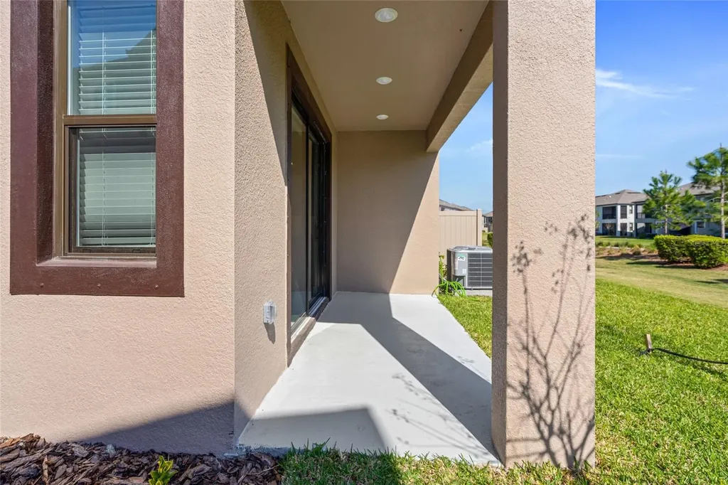 4989 San Martino Drive Wesley Chapel FL 33543