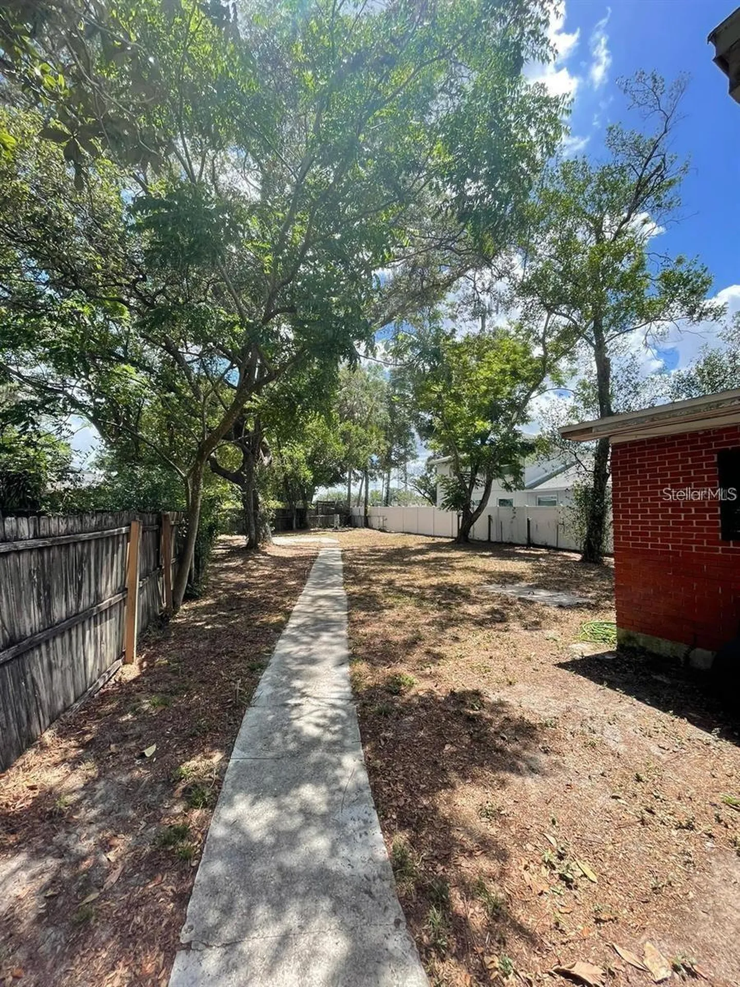 11707 North Drive Tampa FL 33617