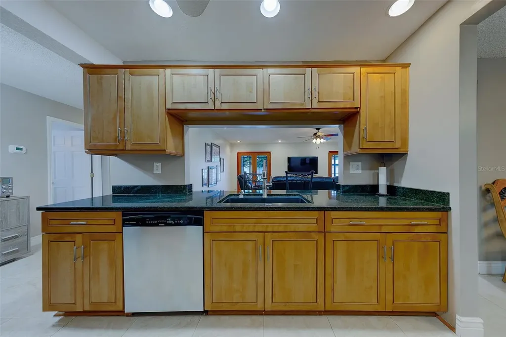 9628 122nd Way Seminole FL 33772