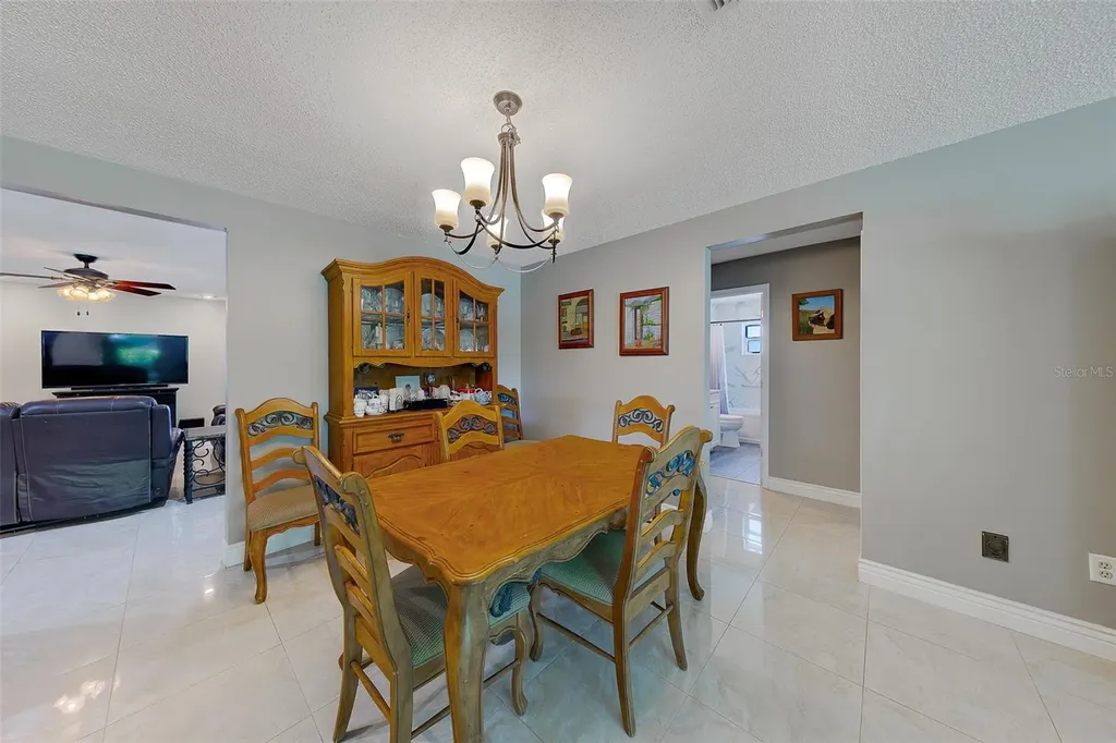9628 122nd Way Seminole FL 33772