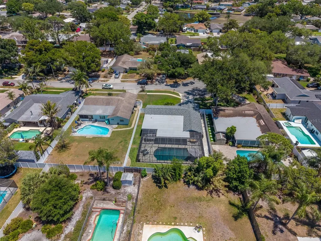 9628 122nd Way Seminole FL 33772
