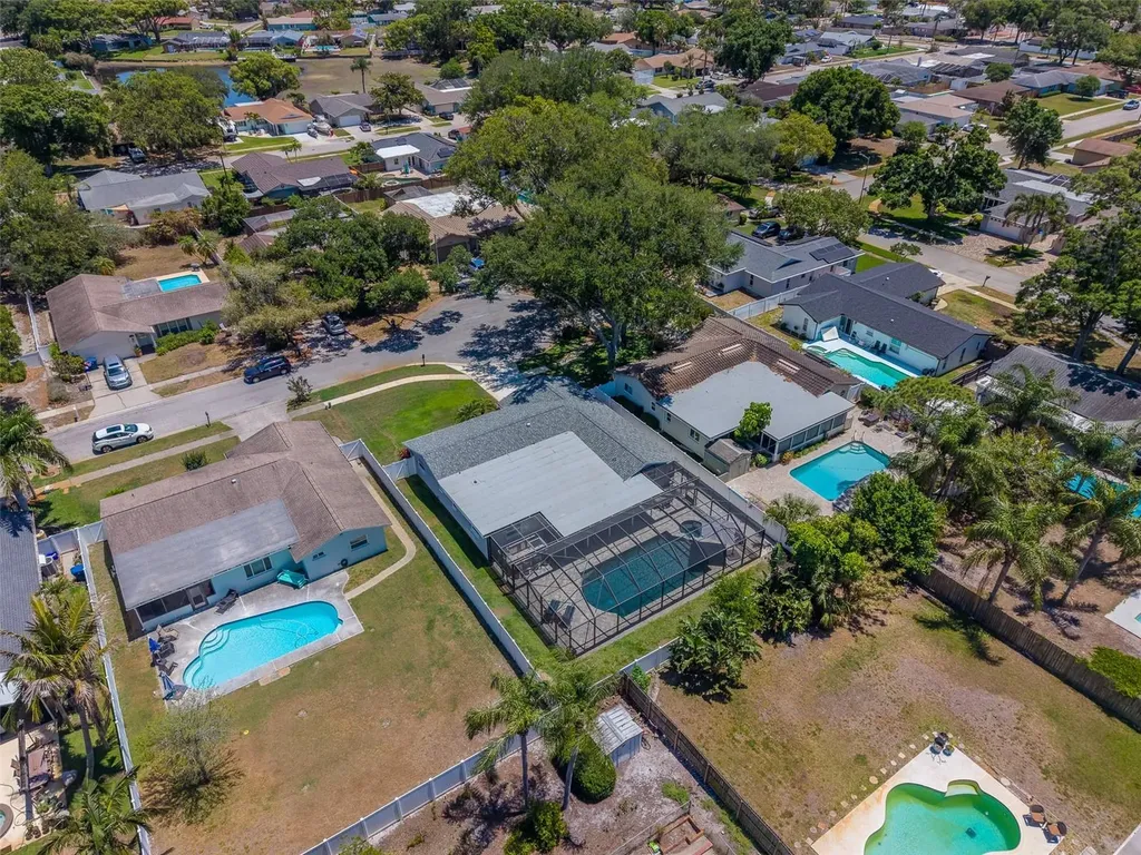 9628 122nd Way Seminole FL 33772