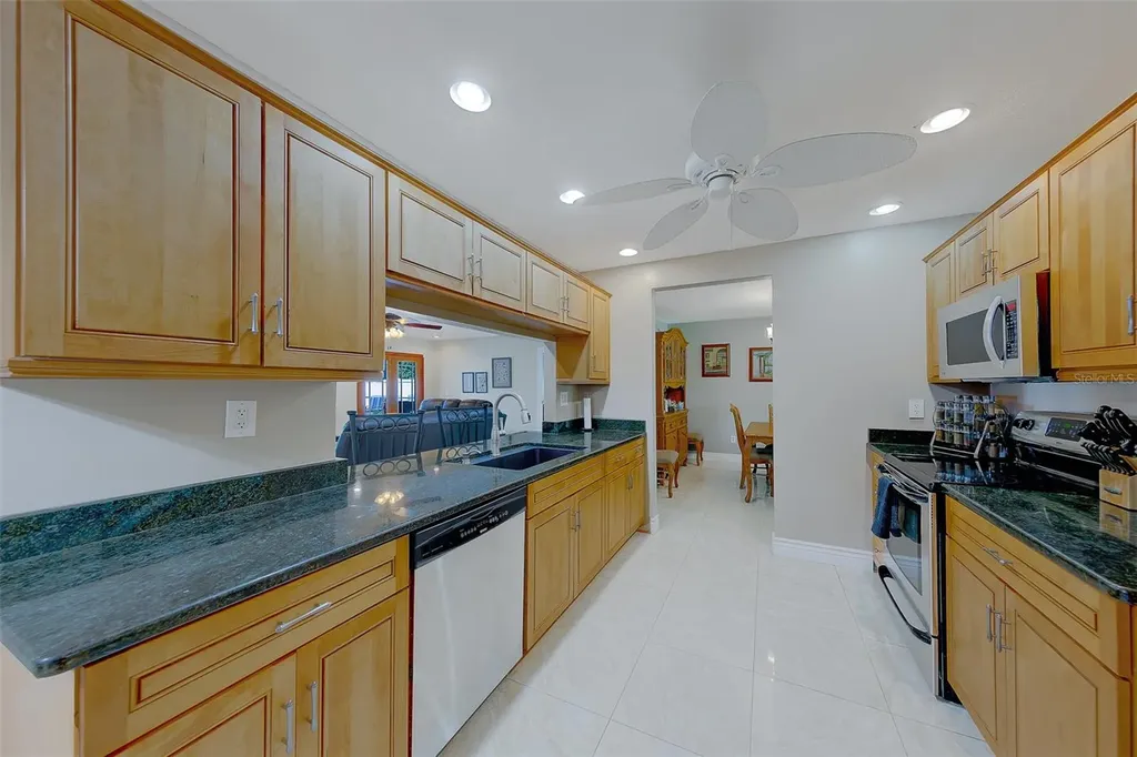 9628 122nd Way Seminole FL 33772