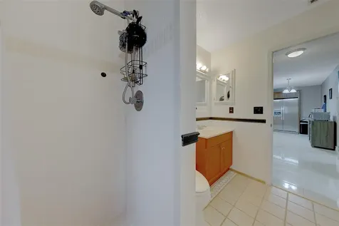 9628 122nd Way Seminole FL 33772