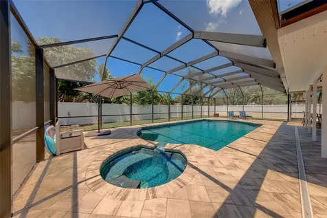 9628 122nd Way Seminole FL 33772