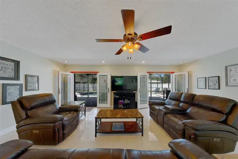 9628 122nd Way Seminole FL 33772