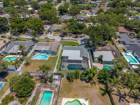 9628 122nd Way Seminole FL 33772