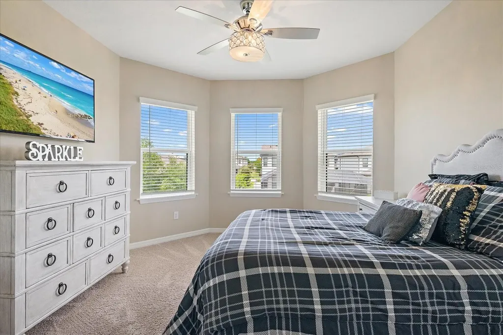 9085 Luna Lane Sarasota FL 34241