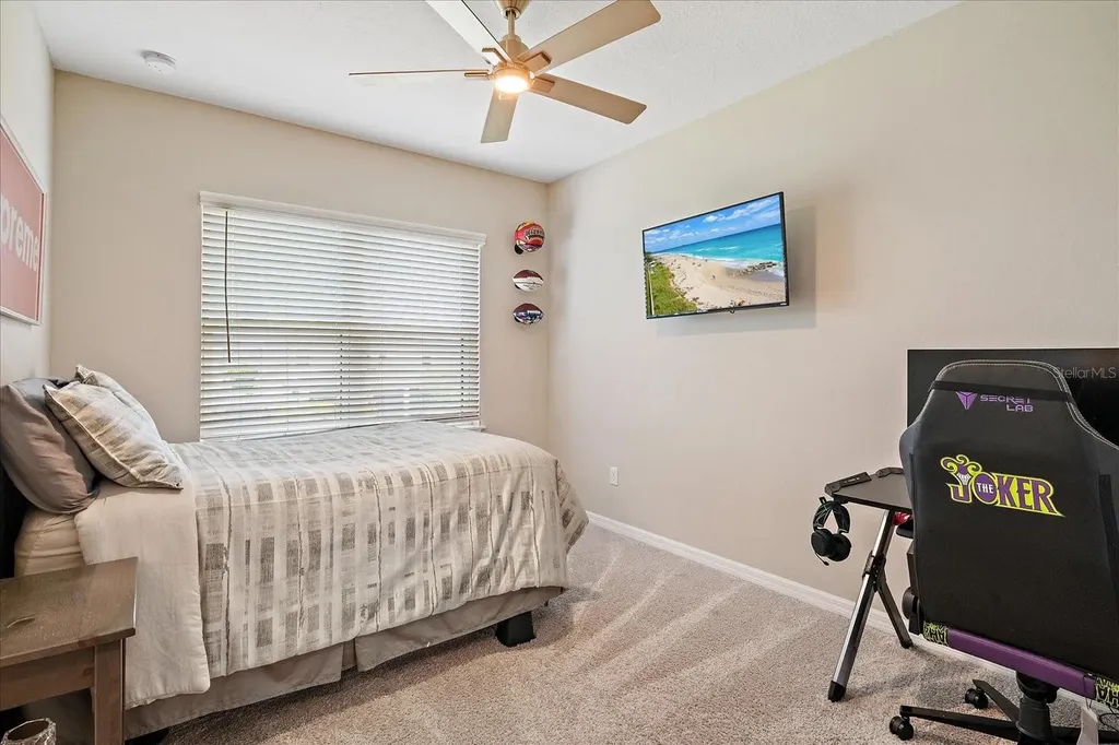 9085 Luna Lane Sarasota FL 34241