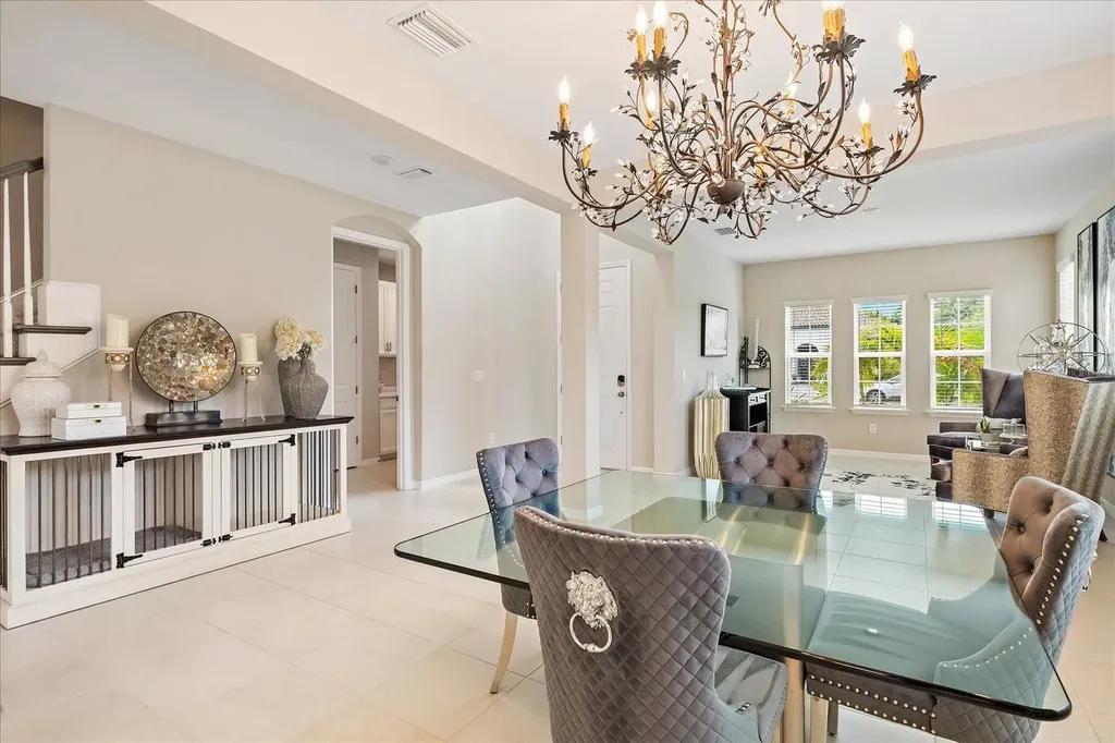 9085 Luna Lane Sarasota FL 34241