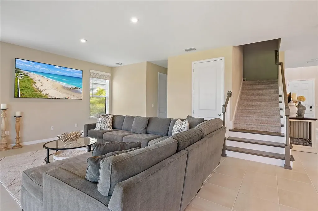 9085 Luna Lane Sarasota FL 34241