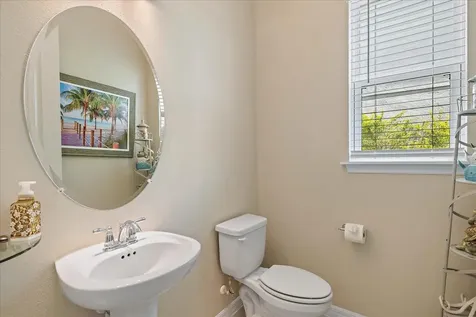 9085 Luna Lane Sarasota FL 34241
