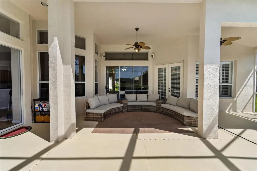 5218 Twin Creeks Drive Valrico FL 33596