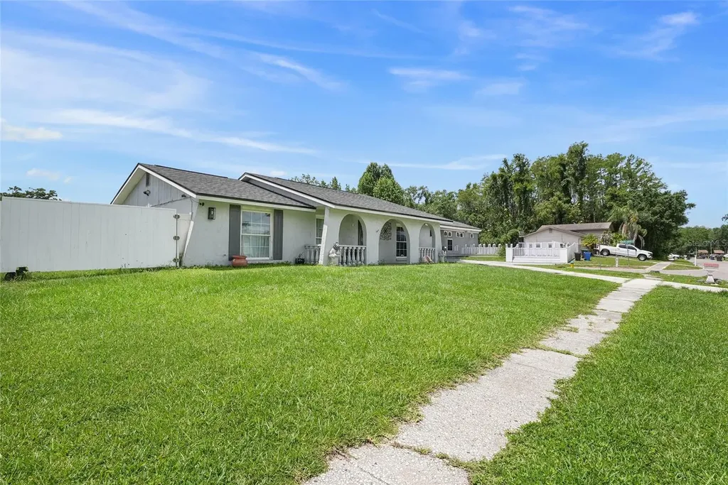 4214 Hollow Hill Drive Tampa FL 33624