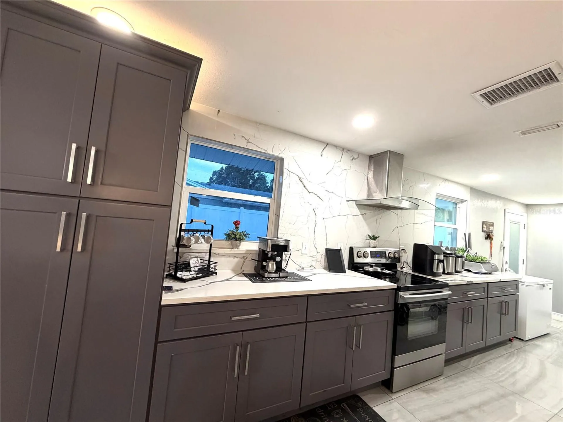 4214 Hollow Hill Drive Tampa FL 33624