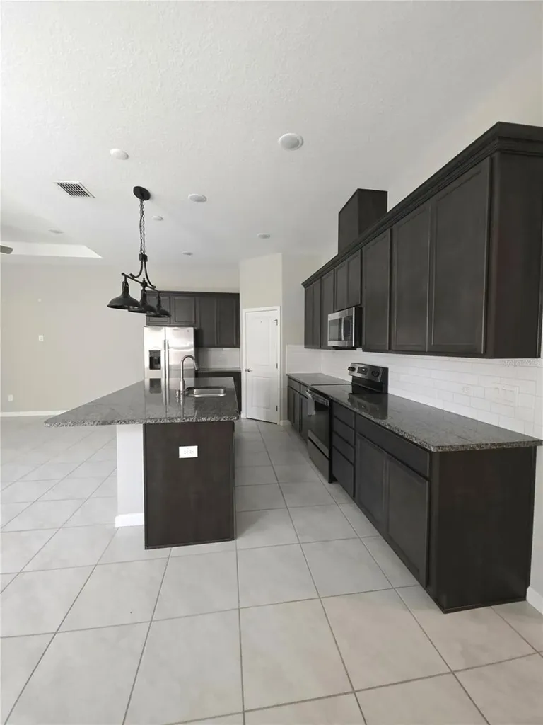 624 Bayern Lane Debary FL 32713