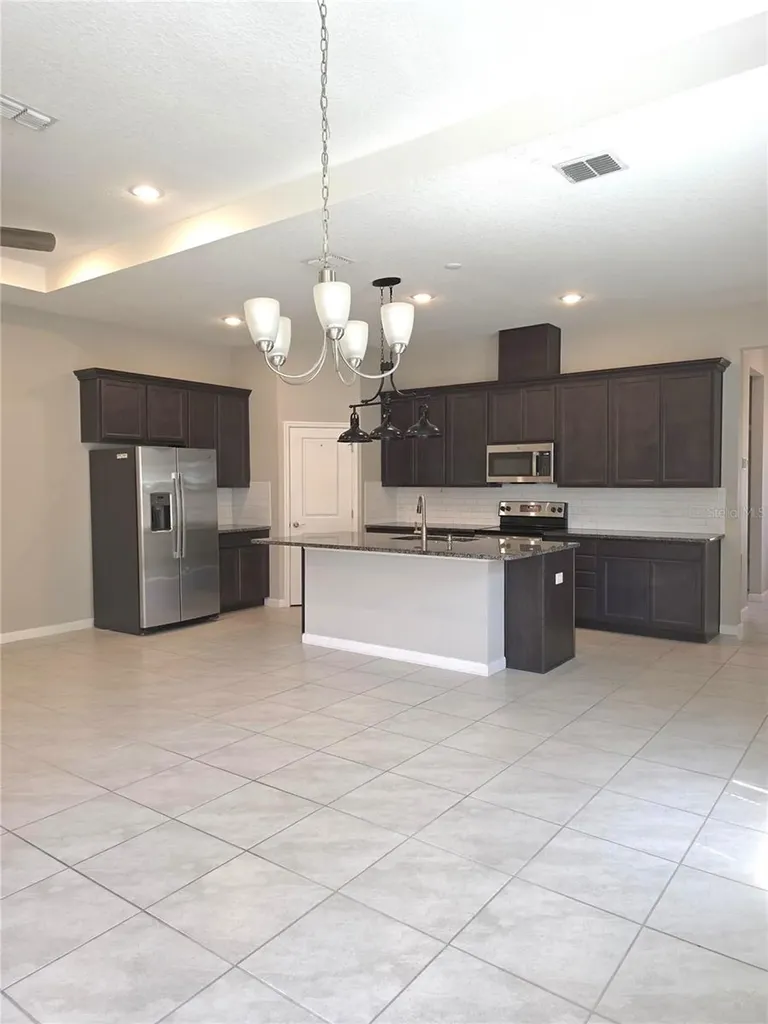 624 Bayern Lane Debary FL 32713
