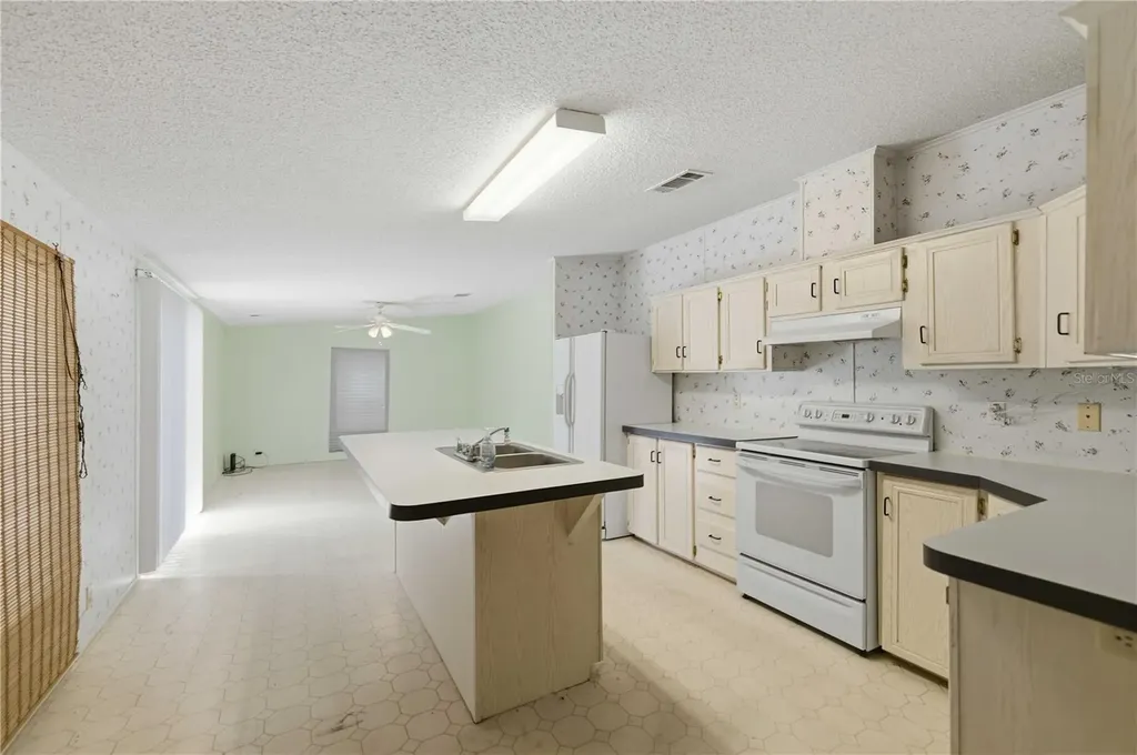 3290 NE 161st Street Citra FL 32113