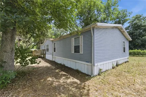 3290 NE 161st Street Citra FL 32113