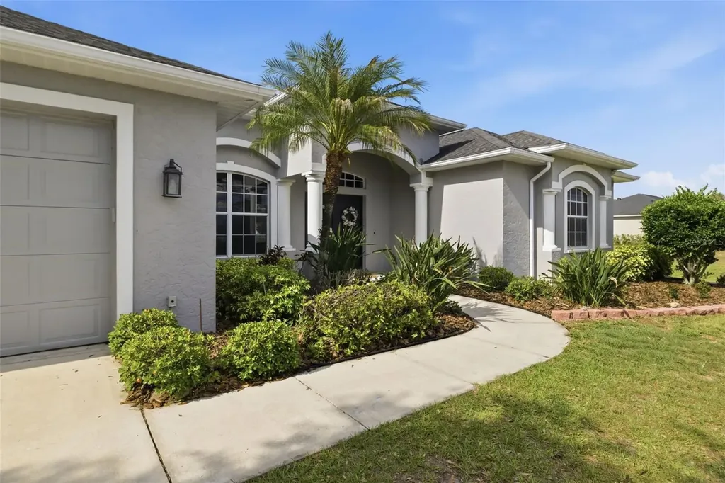 26117 82nd Avenue E Myakka City FL 34251