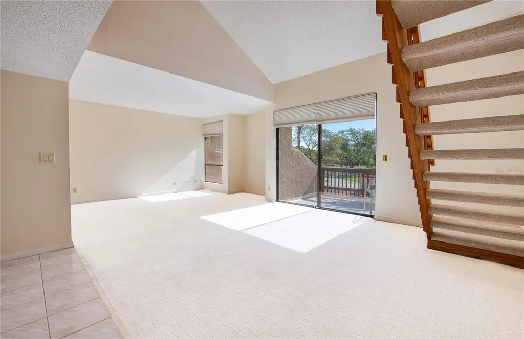 6305 Pelican Creek Crossing St Petersburg FL 33707