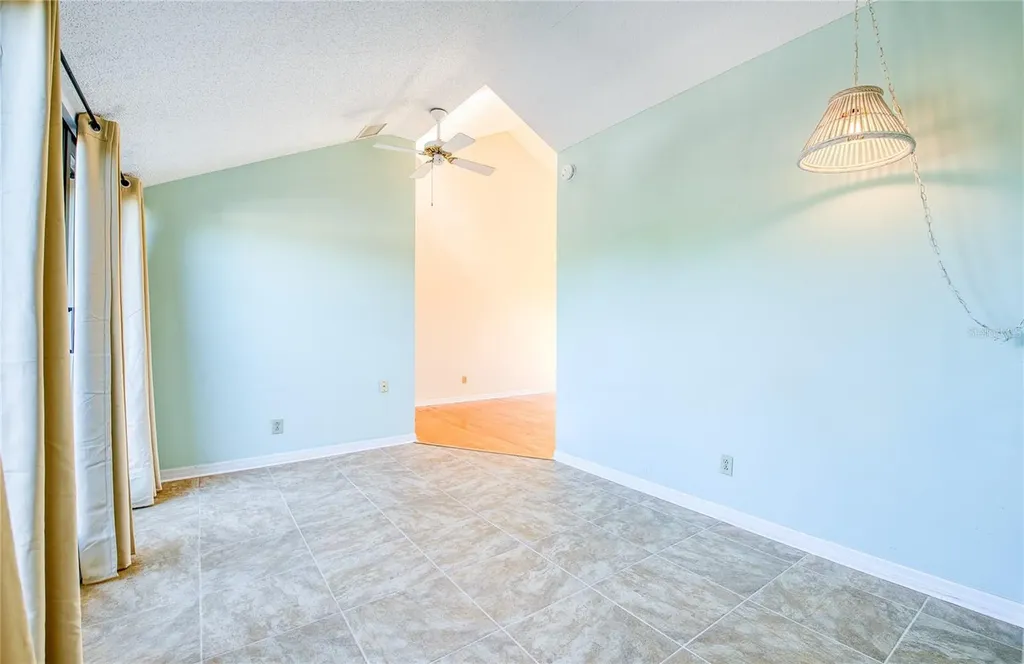 6305 Pelican Creek Crossing St Petersburg FL 33707