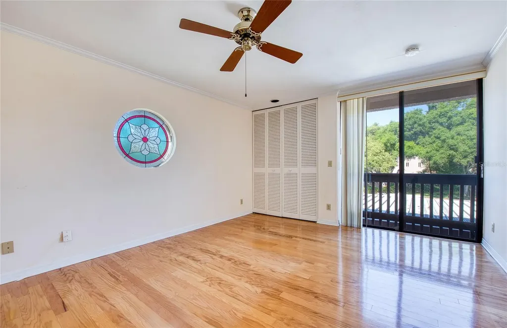 6305 Pelican Creek Crossing St Petersburg FL 33707