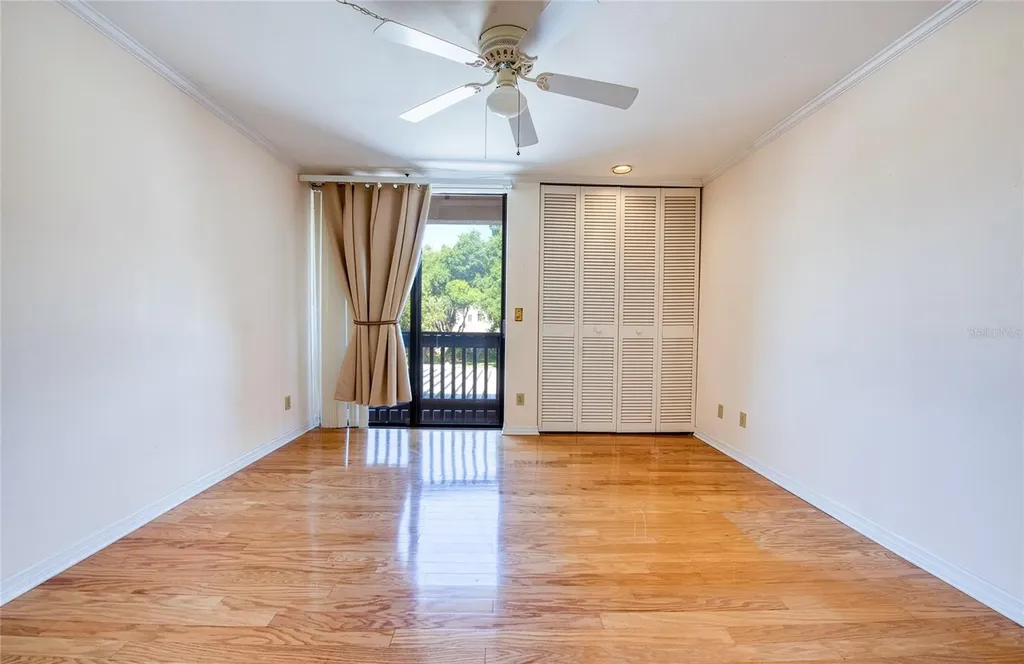 6305 Pelican Creek Crossing St Petersburg FL 33707