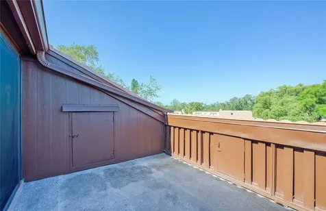 6305 Pelican Creek Crossing St Petersburg FL 33707