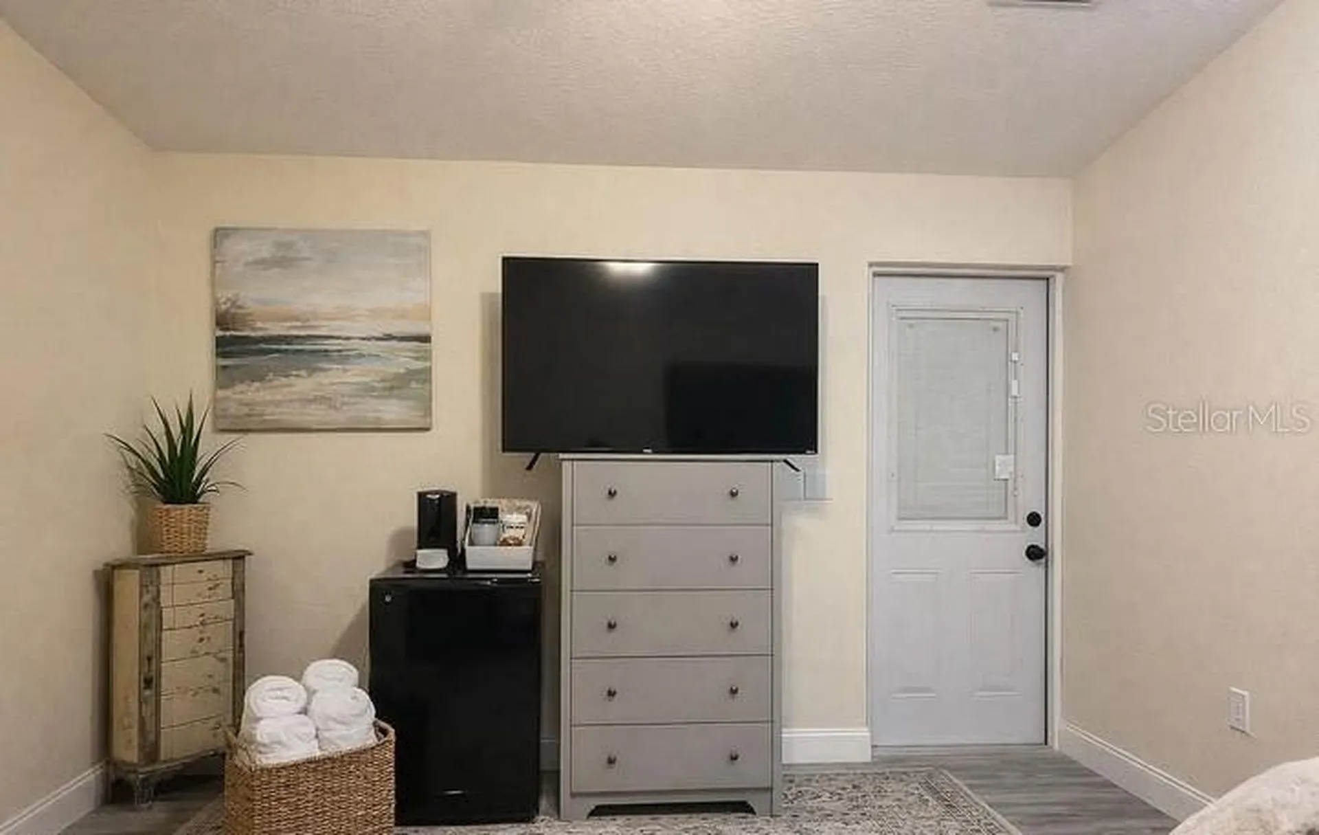 1020 Lee Avenue NW Palm Bay FL 32907