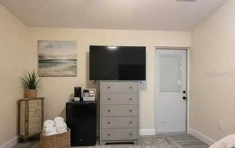 1020 Lee Avenue NW Palm Bay FL 32907