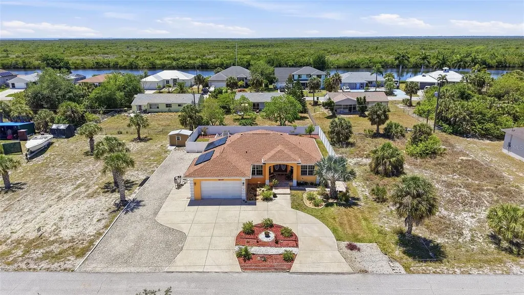 18319 Arapahoe Circle Port Charlotte FL 33948