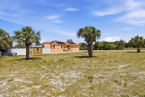 18319 Arapahoe Circle Port Charlotte FL 33948