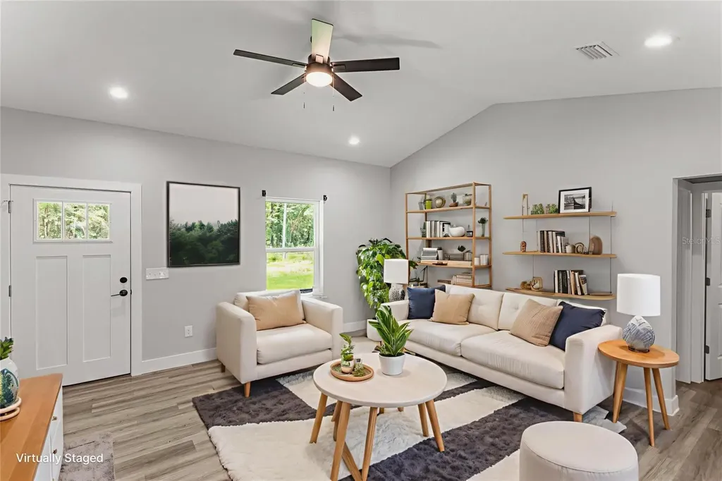 207 N Palmetto Avenue Florahome FL 32140