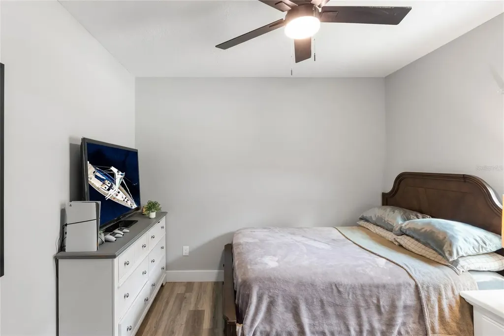 207 N Palmetto Avenue Florahome FL 32140