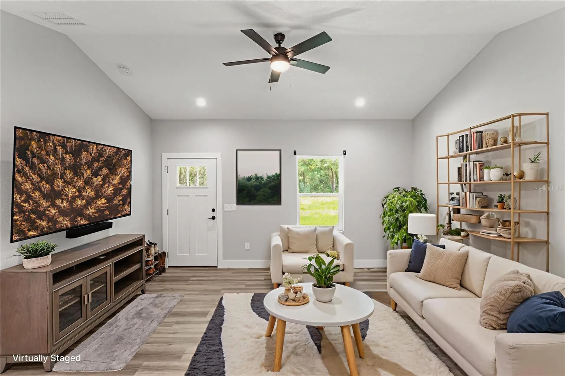 207 N Palmetto Avenue Florahome FL 32140