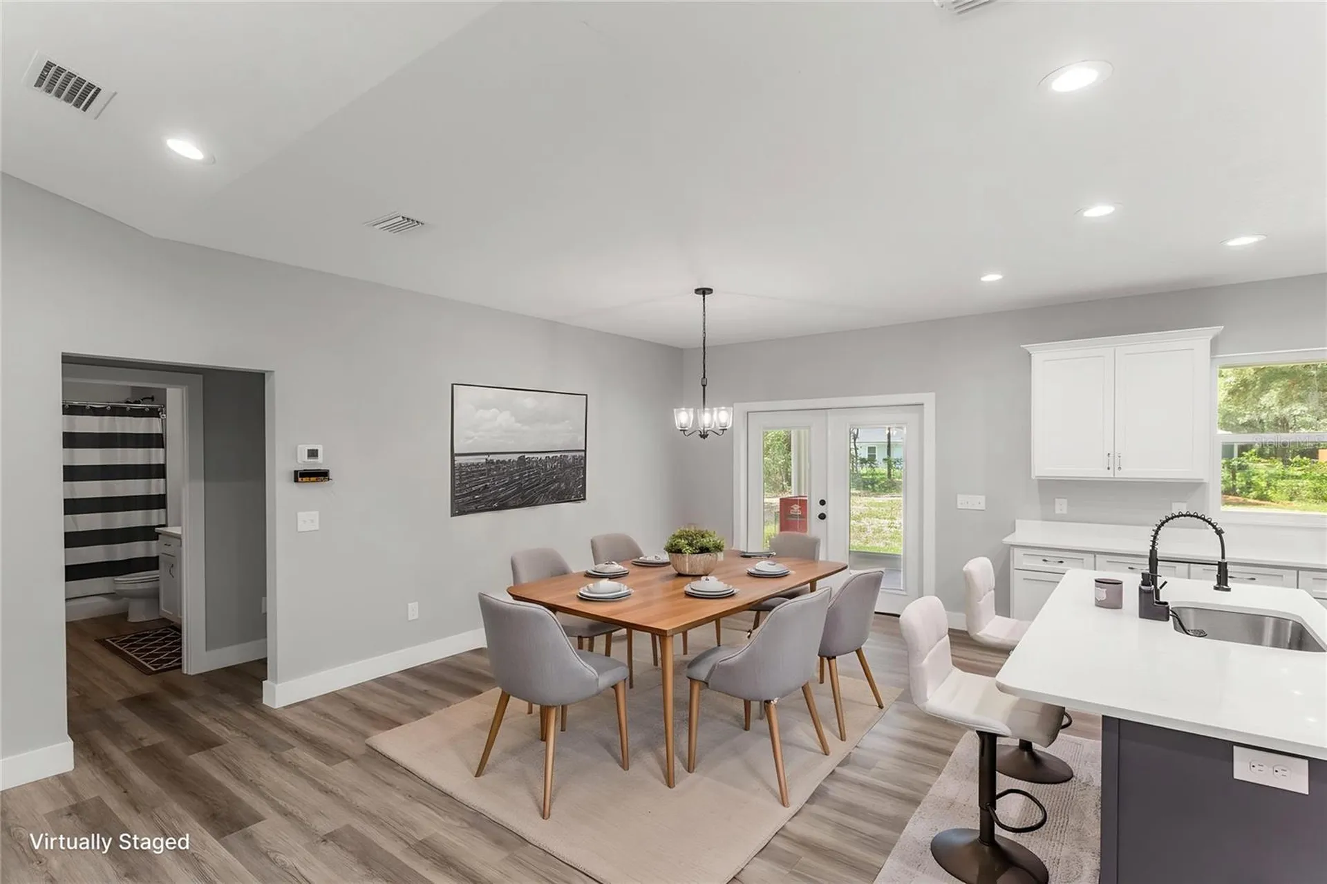 207 N Palmetto Avenue Florahome FL 32140