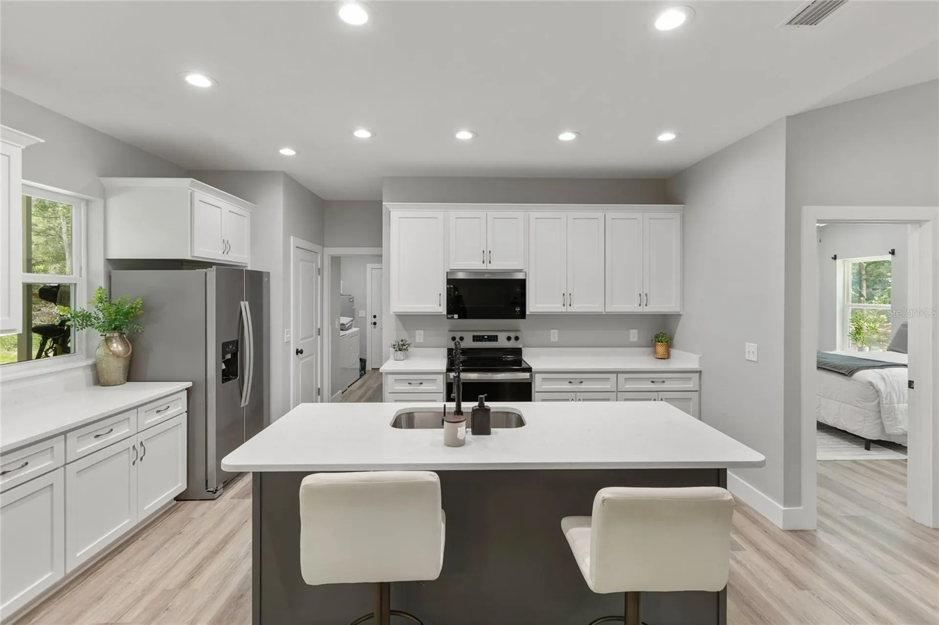 207 N Palmetto Avenue Florahome FL 32140
