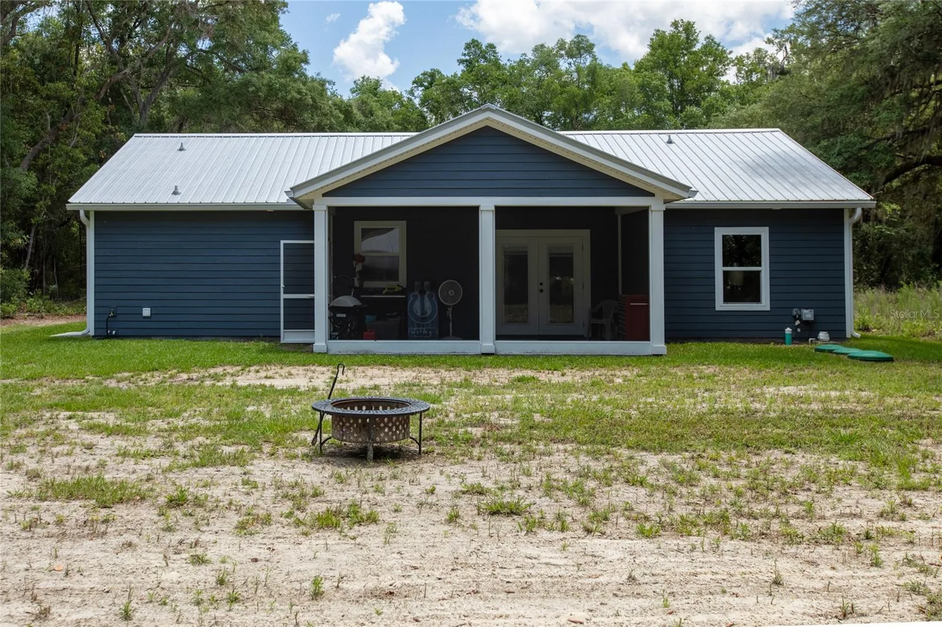 207 N Palmetto Avenue Florahome FL 32140