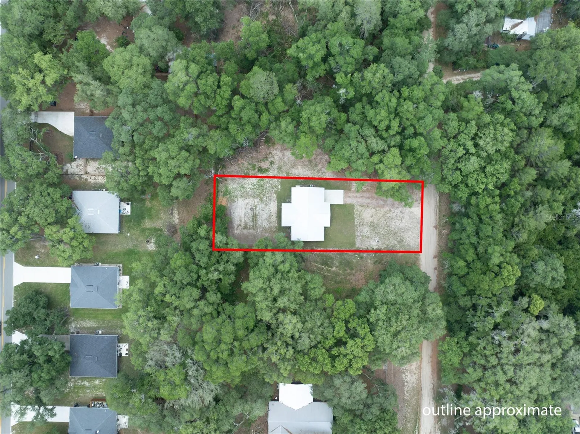 207 N Palmetto Avenue Florahome FL 32140