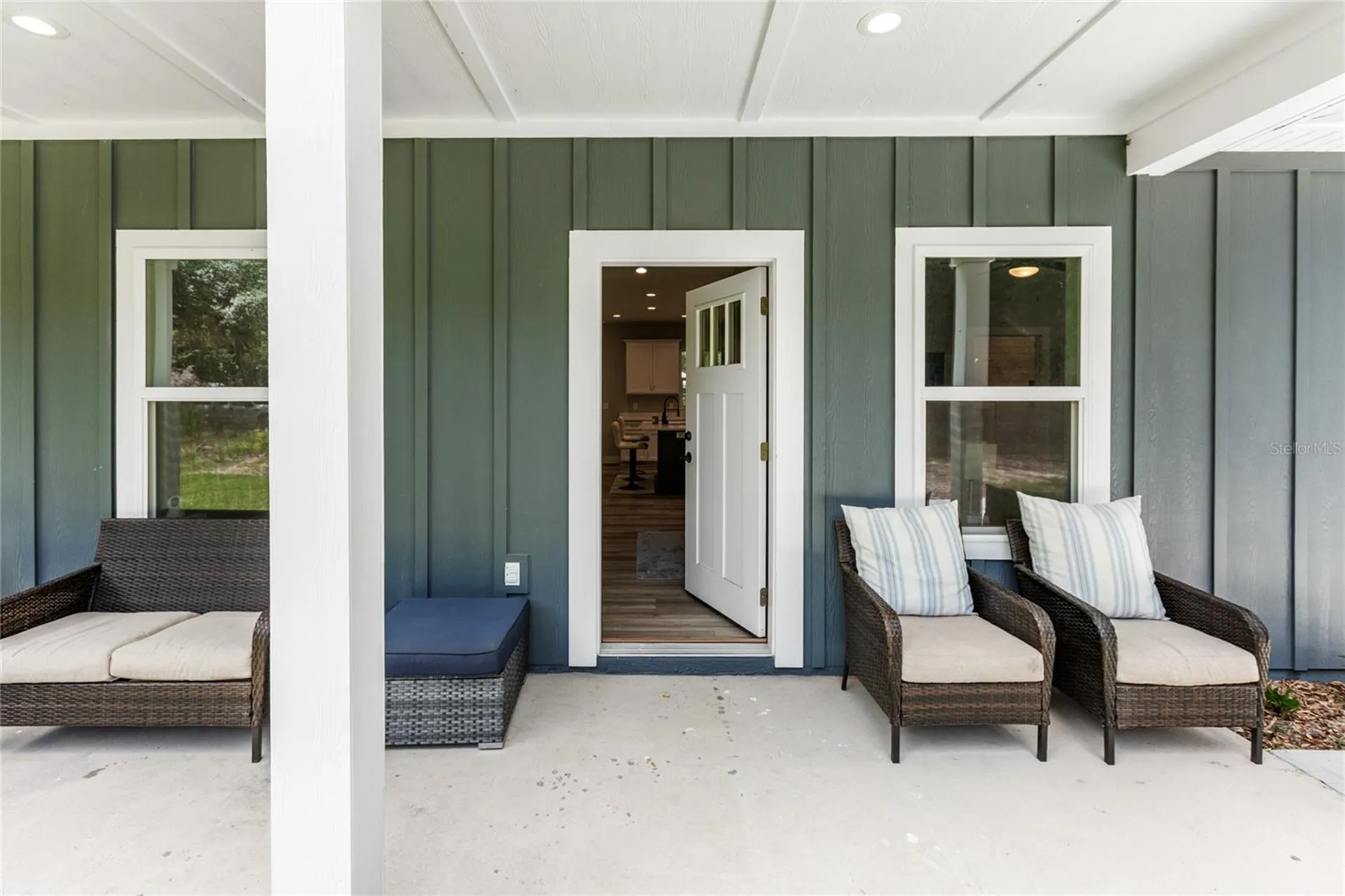 207 N Palmetto Avenue Florahome FL 32140