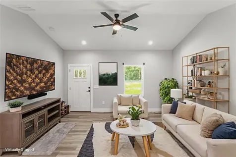 207 N Palmetto Avenue Florahome FL 32140
