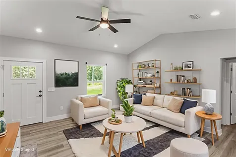 207 N Palmetto Avenue Florahome FL 32140