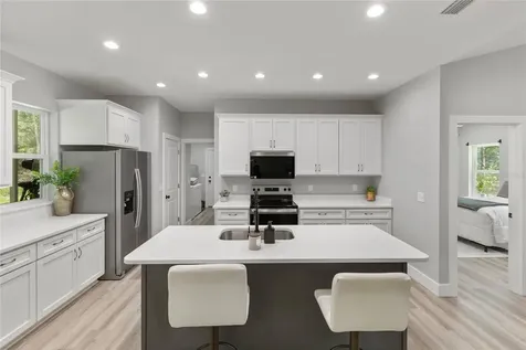 207 N Palmetto Avenue Florahome FL 32140