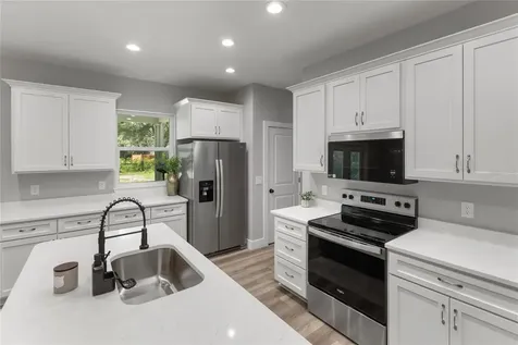 207 N Palmetto Avenue Florahome FL 32140